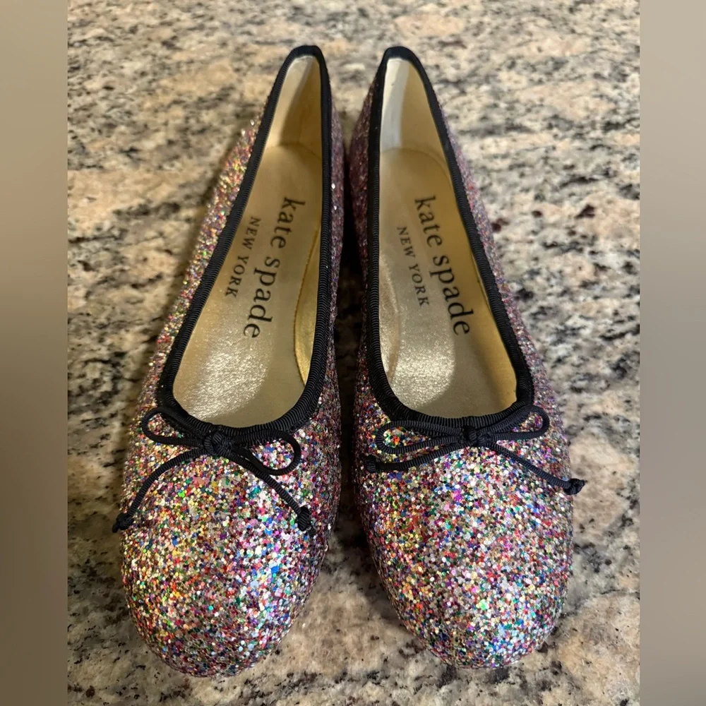 kate spade step out
